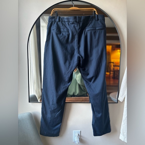 LULULEMON | commission pant | size 36 - Picture 7 of 10